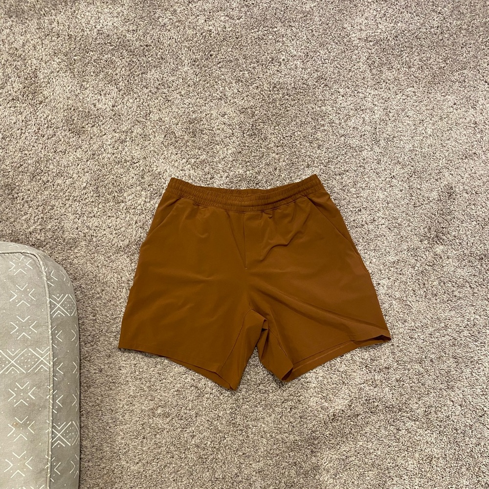 Lululemon Pace Breaker Linerless Sz L 9 in inseam shorts